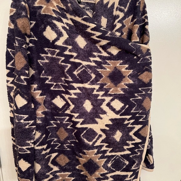 Lucky wrap Jacket / sweater - Picture 7 of 8